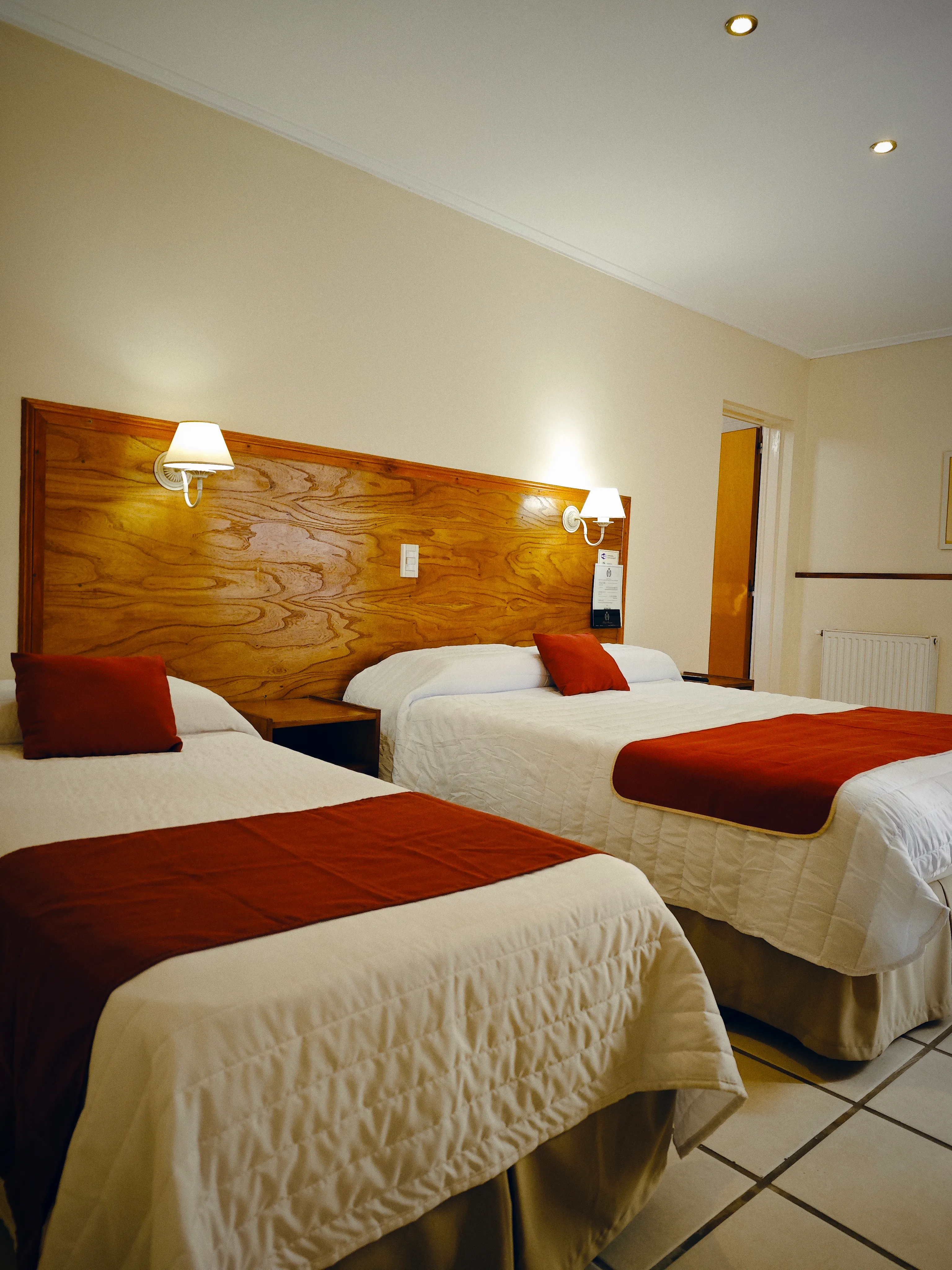 Portada de Hab. Triple Queen + Twin