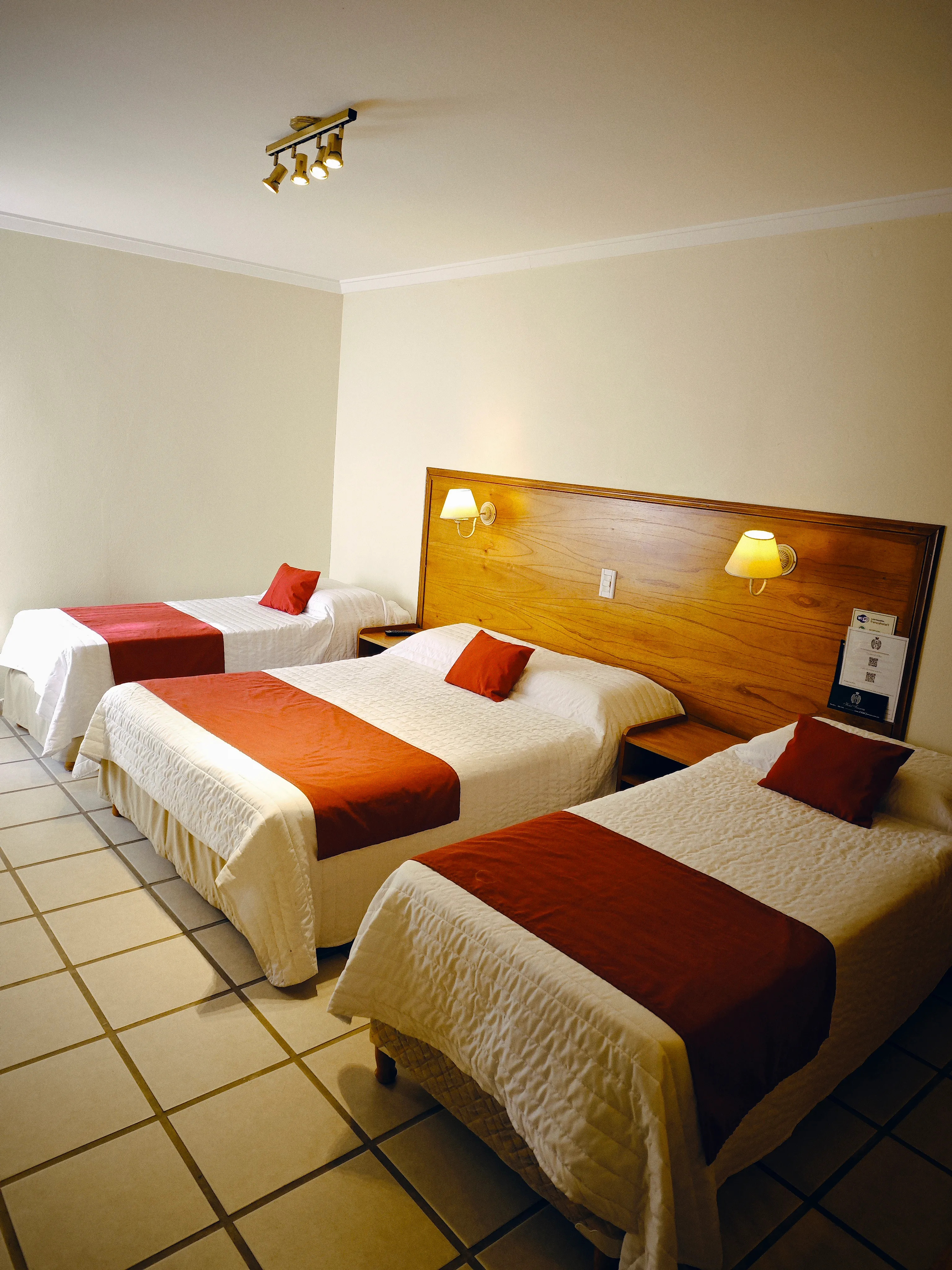 Hotel Francia - Hab Cuadruple