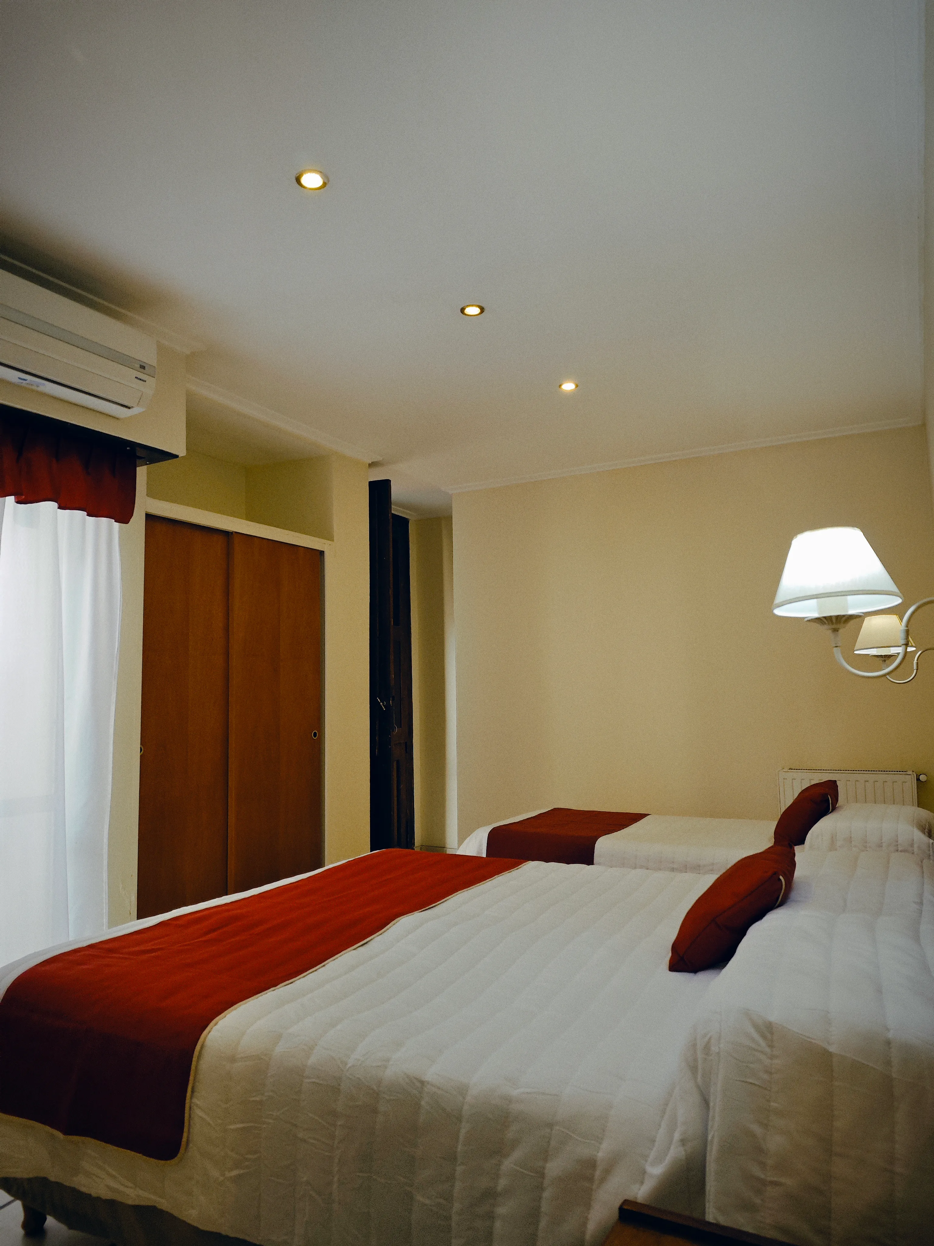 Hotel Francia - Hab Triple Queen+Twin