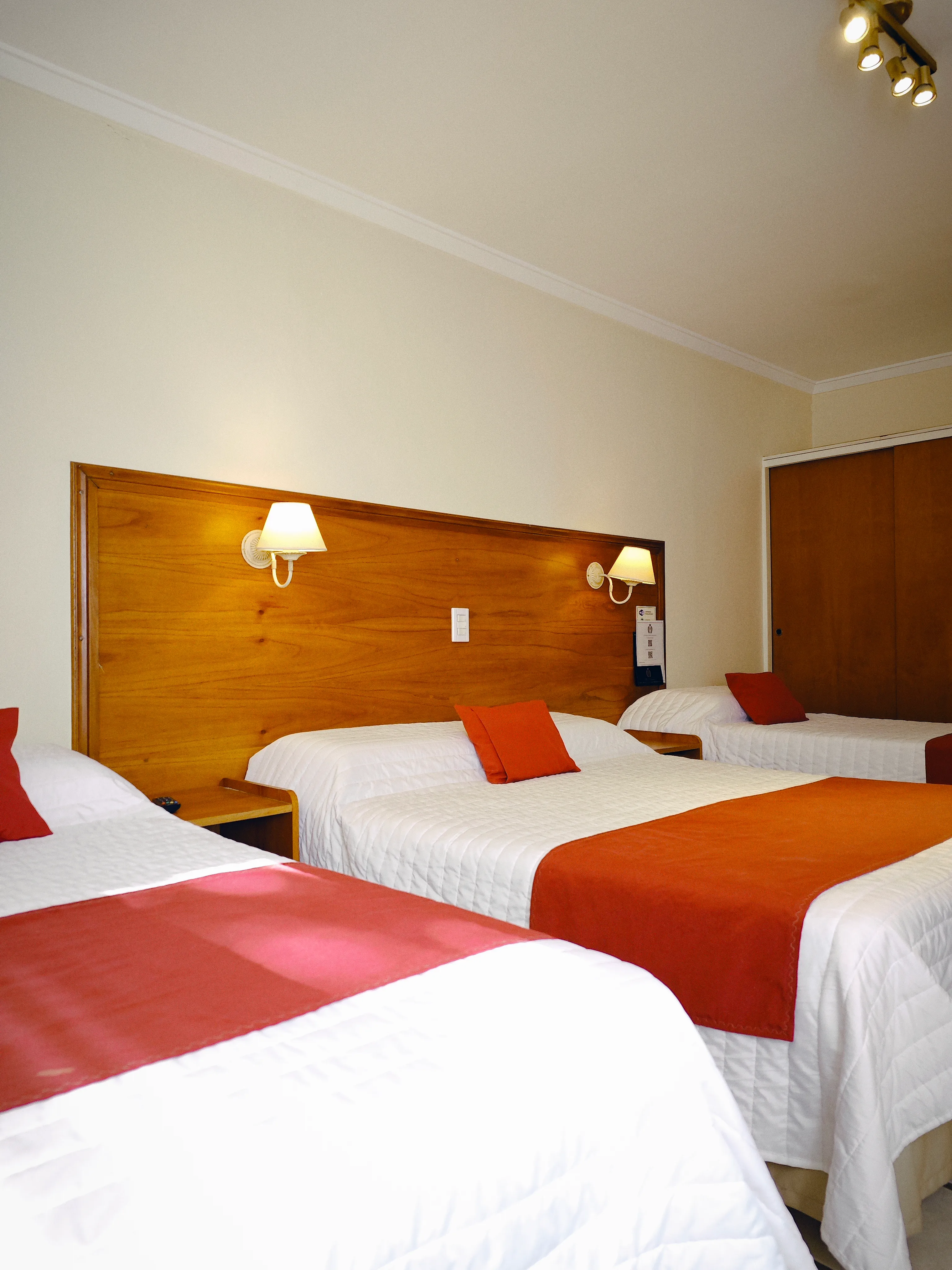 Hotel Francia - Hab Cuadruple