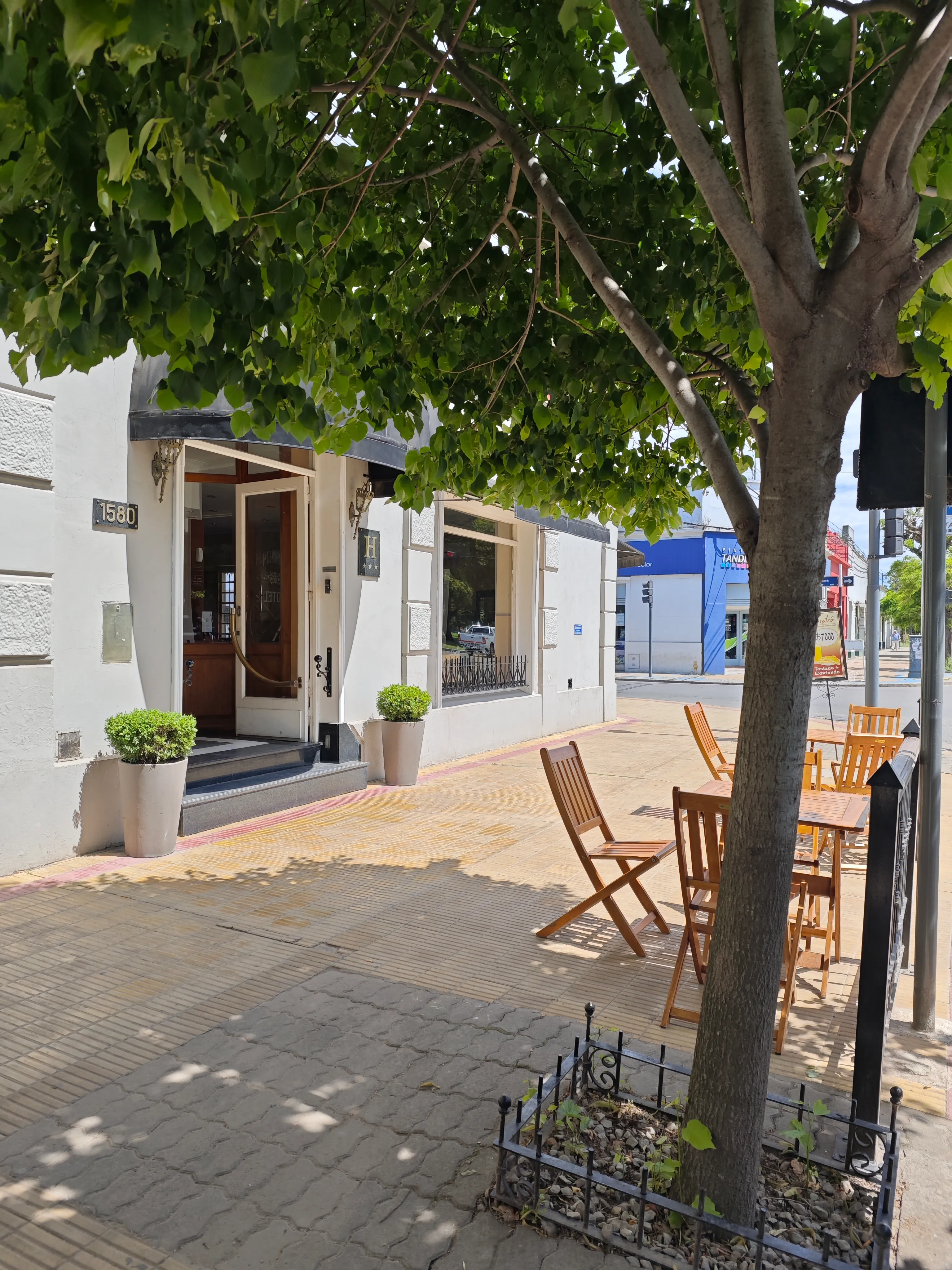 Hotel Francia - Entrada